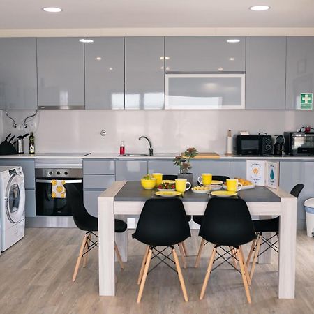 Swordfish Sea View Apartment Пеніші Екстер'єр фото