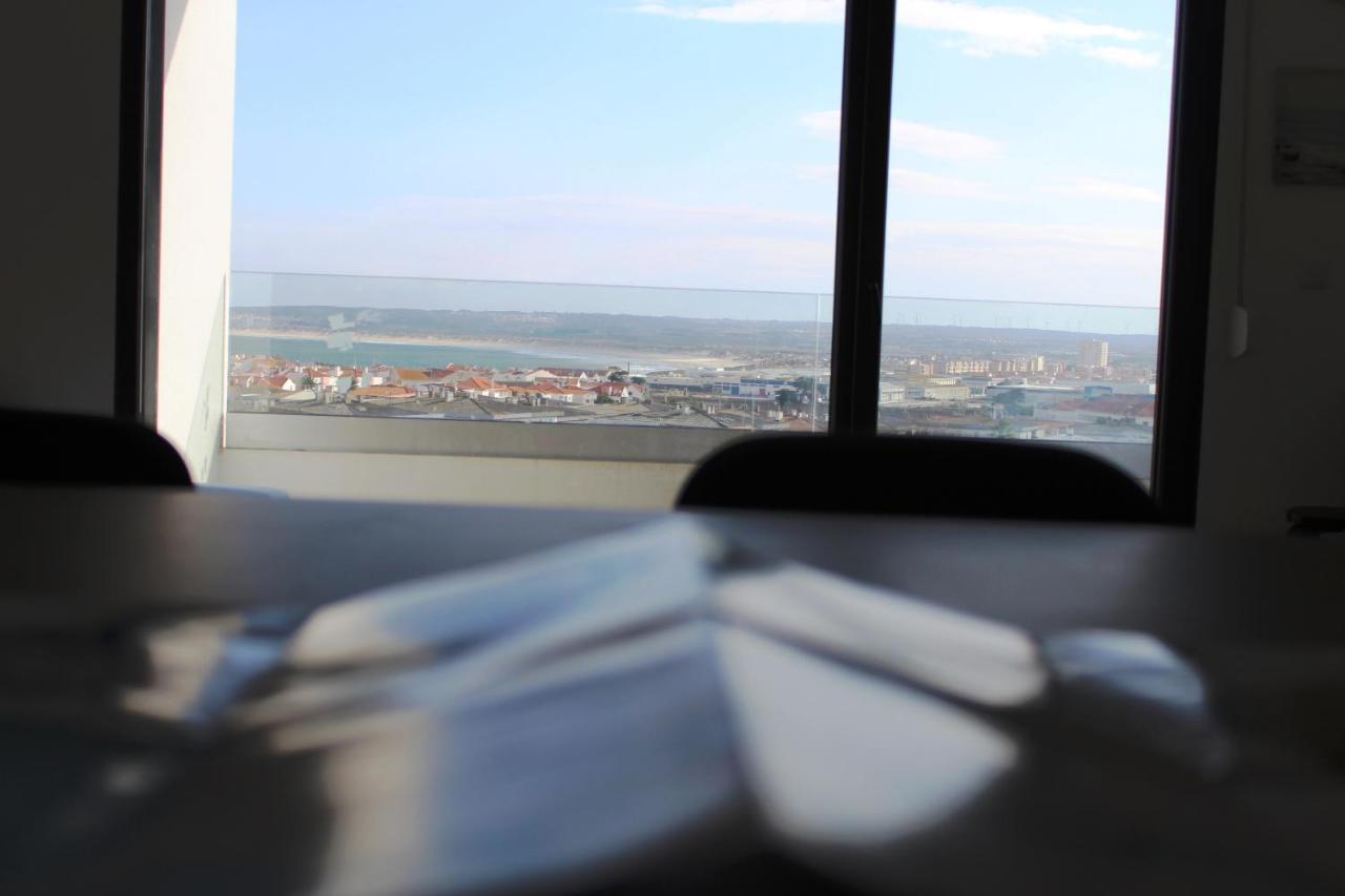 Swordfish Sea View Apartment Пеніші Екстер'єр фото